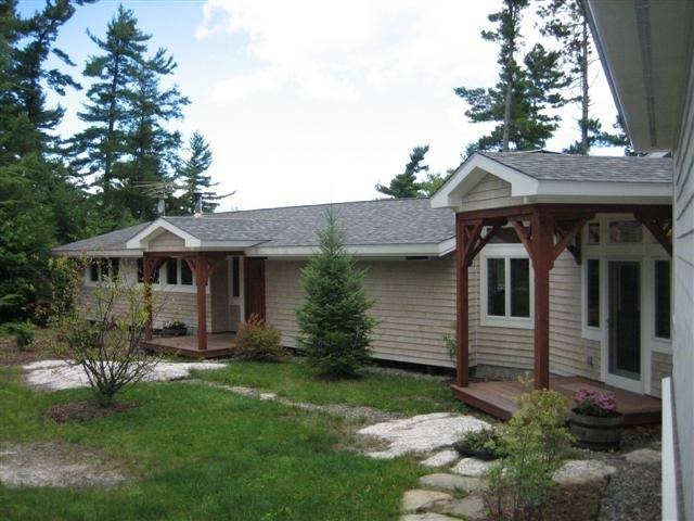 69 Butterfield RD, Center Harbor, NH 03226