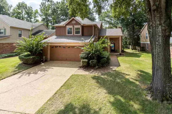 1424 WOOD TRAIL CIR, Memphis, TN 38016