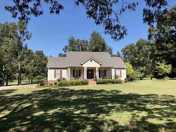 205 NATHAN BEDFORD FORREST LN, Adamsville, TN 38310