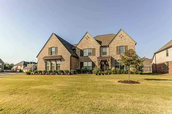 524 FALLEN TIMBERS LN, Collierville, TN 38017