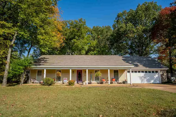 206 GLEN ECHO RD, Collierville, TN 38017