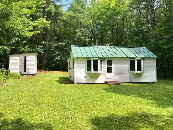 Newfane, VT 05345,944 South Wardsboro RD