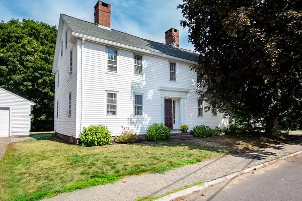 30 Young ST, South Berwick, ME 03908