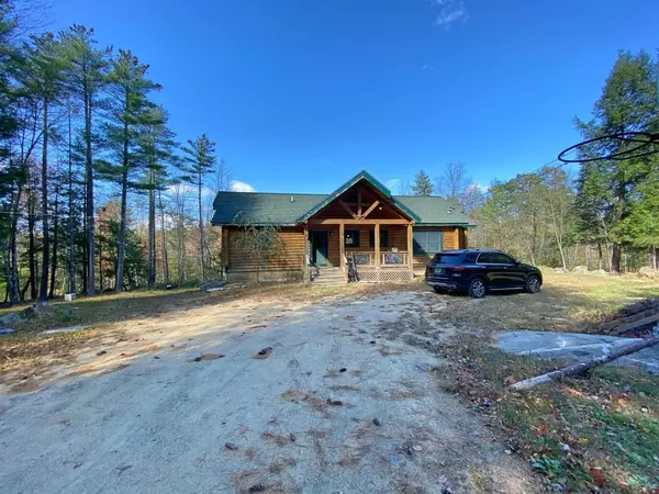 430 Long Shores DR, Barrington, NH 03825