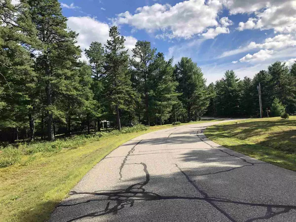 Ossipee, NH 03864,17 Logan WAY #lot 7