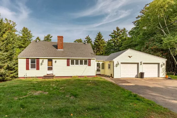 53 Crank RD, Hampton Falls, NH 03844