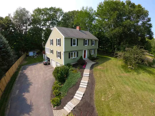 3 Pitman RD, Hampstead, NH 03826