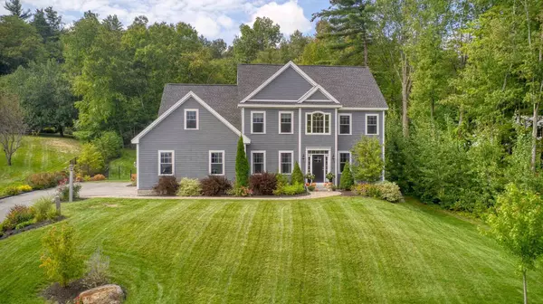 19 GALLOWAY LN,  Bedford,  NH 03110