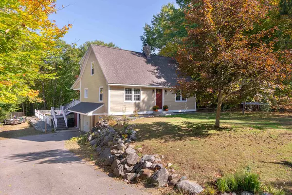 16 Canterbury XING, Northfield, NH 03276