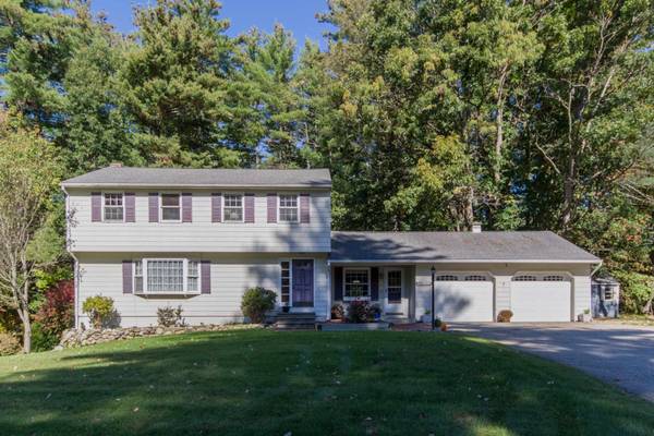 9 Danbury DR, Merrimack, NH 03054