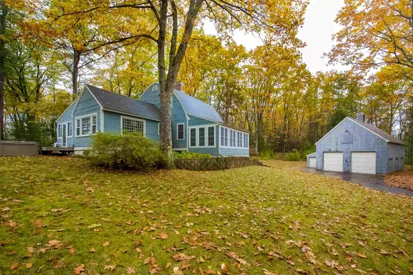 75 Witchtrot RD, South Berwick, ME 03908