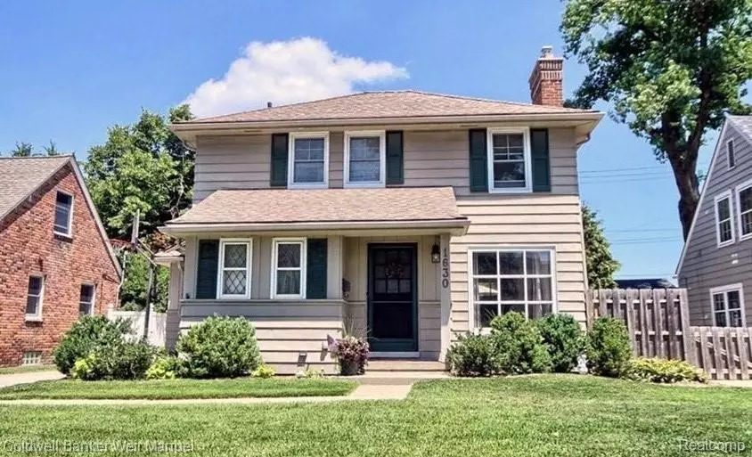 1630 FORD, Grosse Pointe Woods, MI 48236 2369