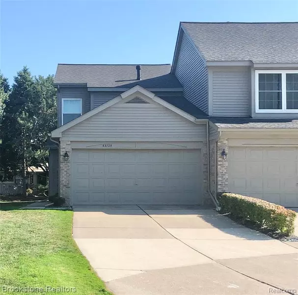 43725 Stoney Lane, Sterling Heights, MI 48313