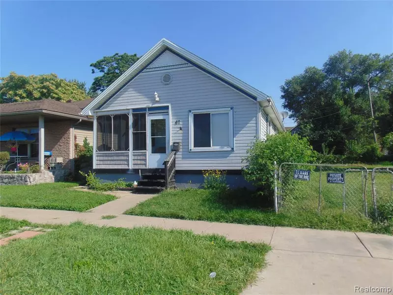 67 E Glenwood, Ecorse, MI 48229