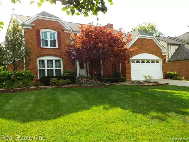 22820 WAYCROFT Drive, Novi, MI 48375 3856