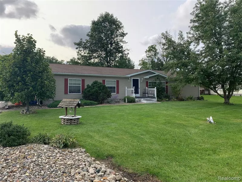 2828 Lorraine Street, Marlette, MI 48453 1042