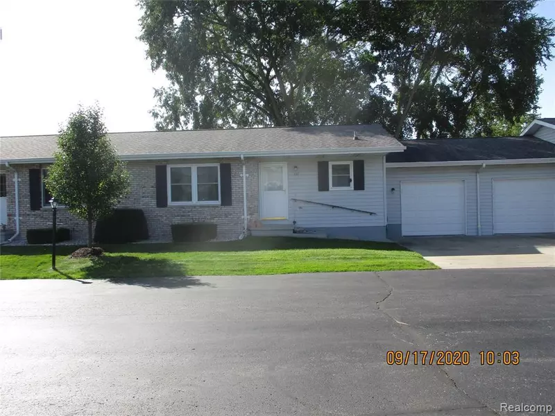 137 JOAN, Marysville, MI 48040 1383