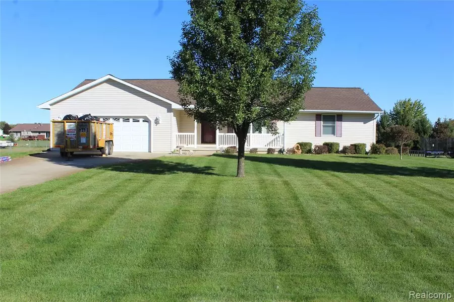 2051 FRIAR TUCK CIR, Adrian, MI 49221-2754