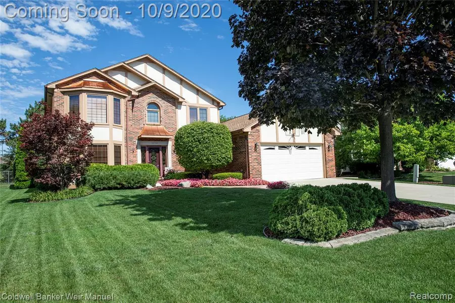 3216 Primrose Drive, Rochester Hills, MI 48307 5237