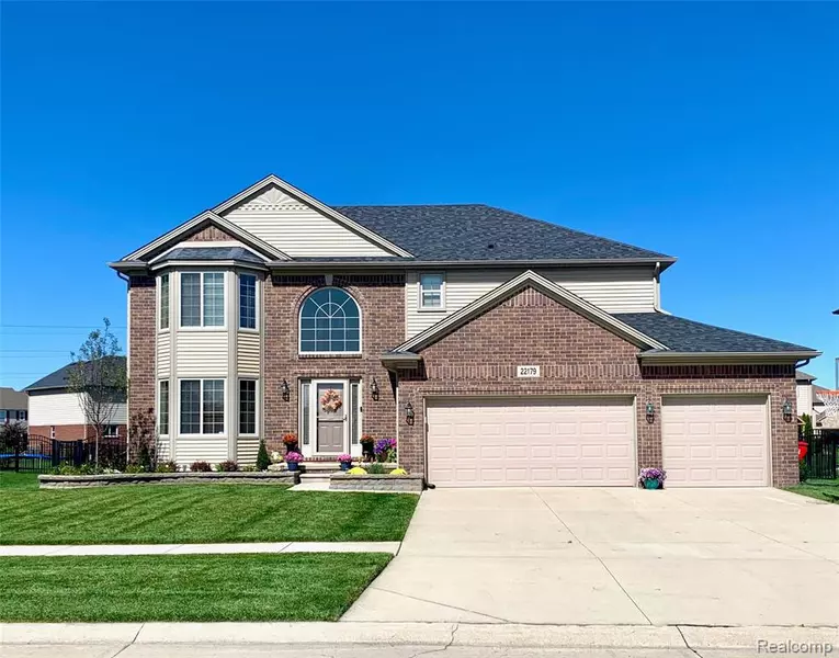 22179 DANIELLE Drive, Macomb, MI 48042 3821