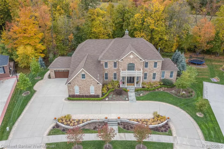 17369 BRIAR RIDGE Lane, Northville, MI 48168 6874