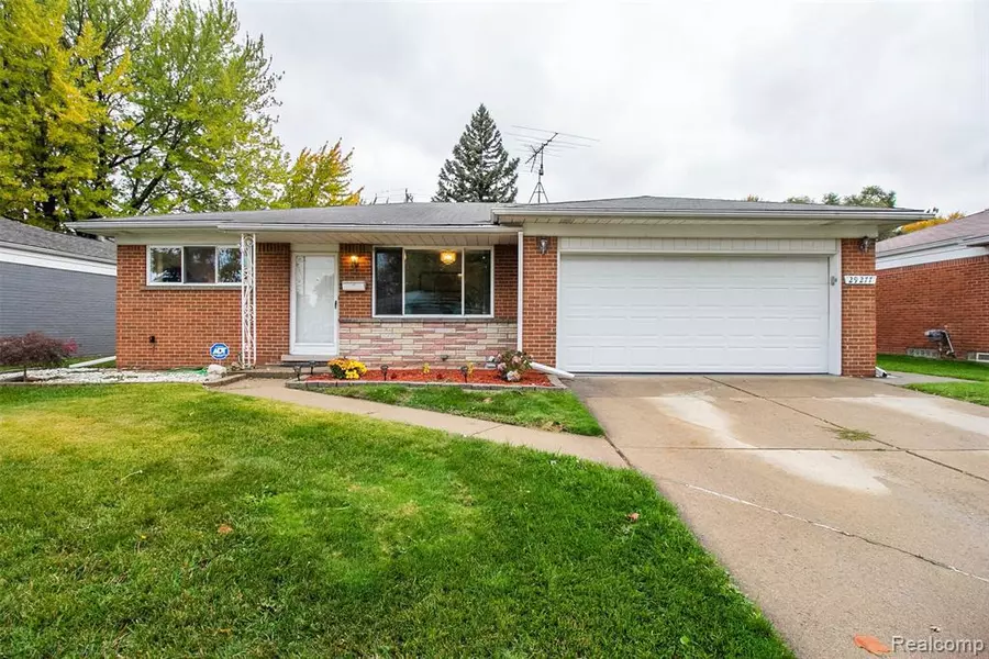 29277 VAN LAAN Drive, Warren, MI 48092 2235