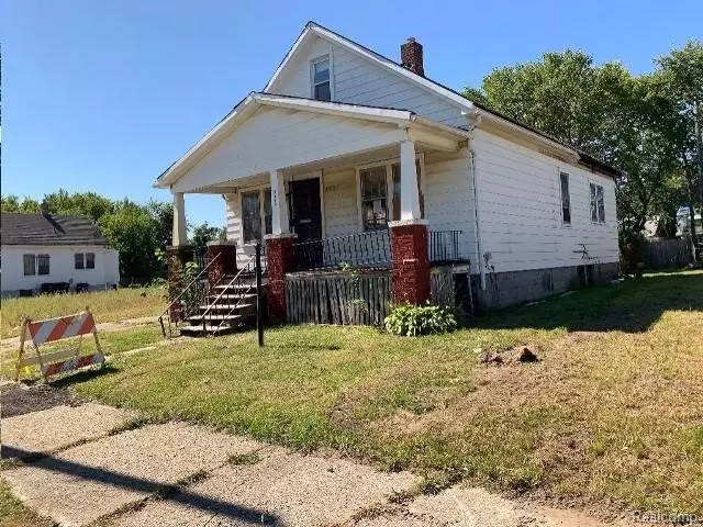 8703 PRAIRIE ST, Detroit, MI 48204-3319