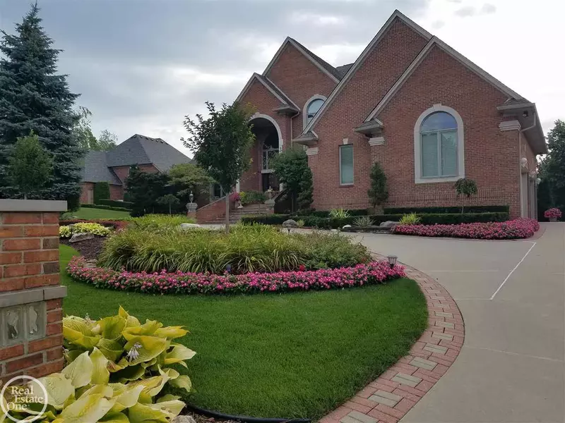 57170 Starcreek Court, Washington Twp, MI 48094-4226