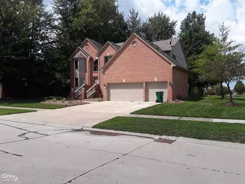 47885 Lavender, Macomb Twp, MI 48044-2970