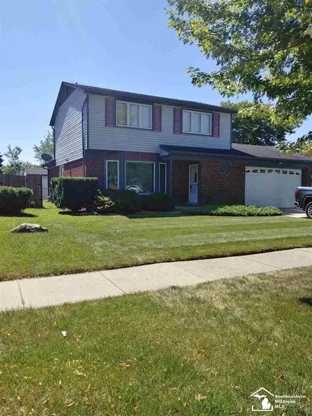 21595 Mayfair, Woodhaven, MI 48183