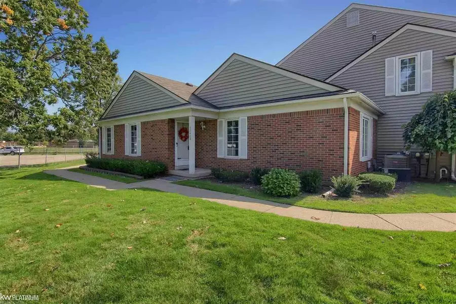 37420 Stonegate Circle, Clinton Township, MI 48036