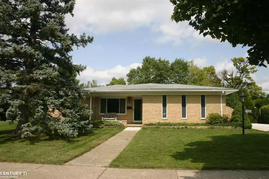 11377 Peyton, Sterling Heights, MI 48312