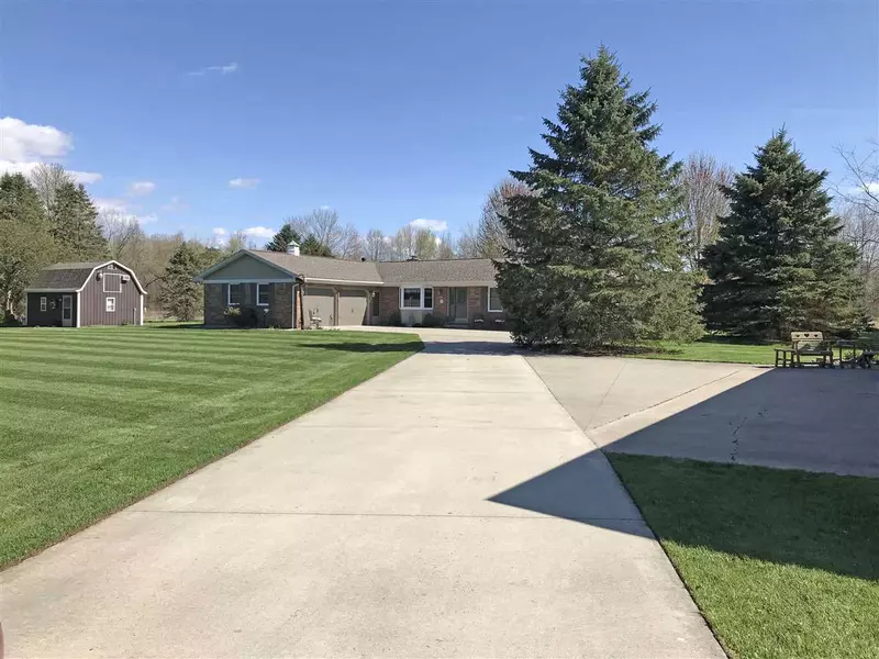 18817 Colvin Road, Saint Charles, MI 48655