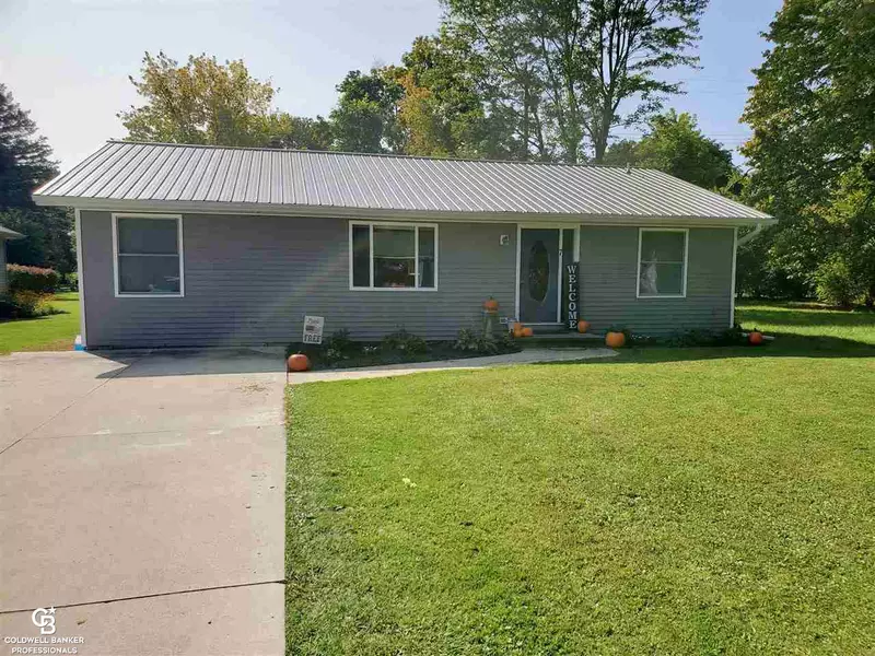 7 Clark, Yale, MI 48097