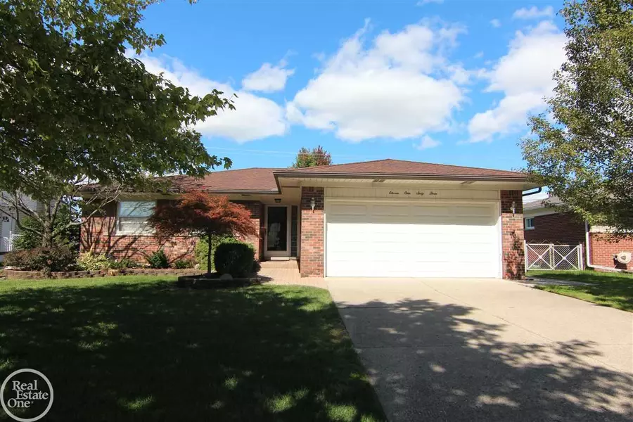 11163 Brougham, Sterling Heights, MI 48312