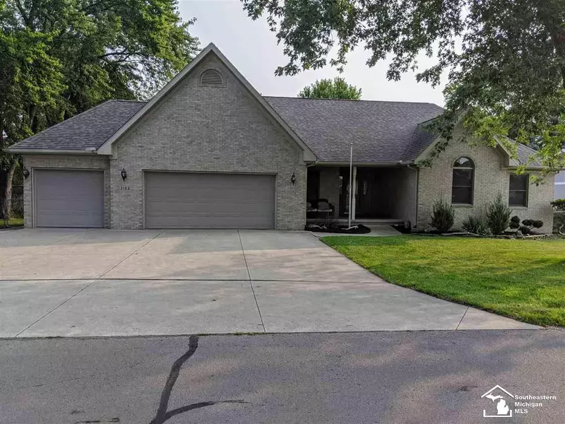 3123 S Grove, Monroe, MI 48162