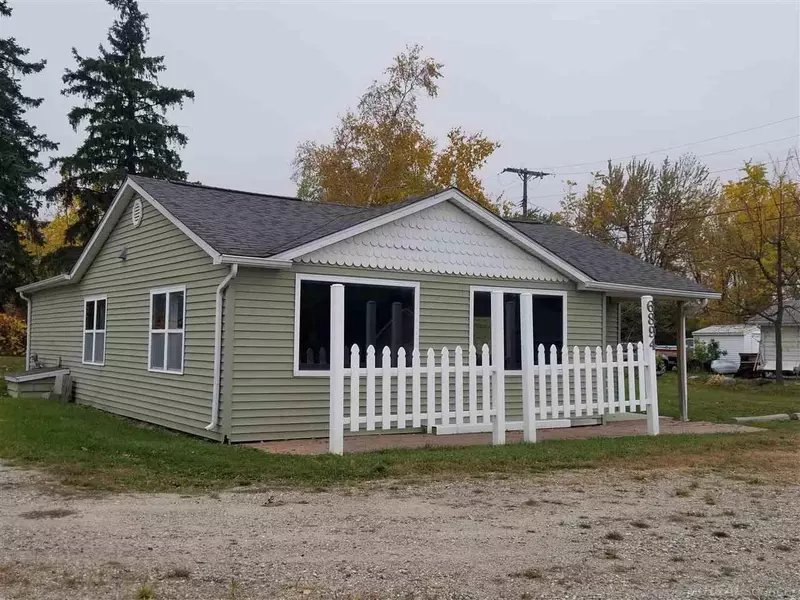 6894 Lakeshore, Lexington, MI 48450