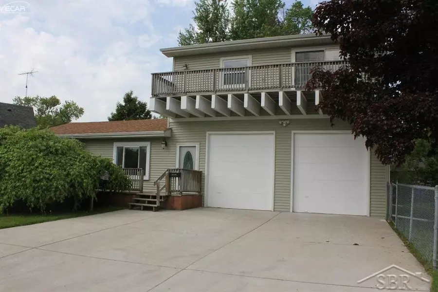 12337 W Washington Avenue, Mount Morris, MI 48458