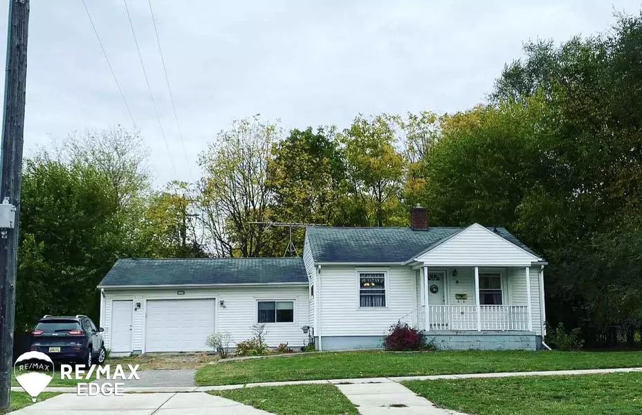 360 S Almont, Imlay City, MI 48444