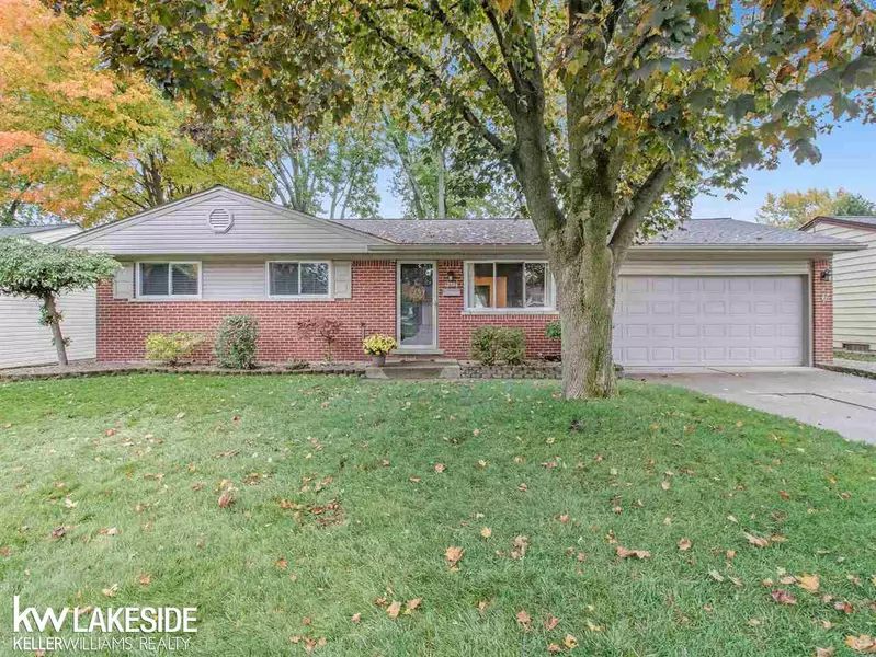 12594 Bender Dr, Sterling Heights, MI 48313