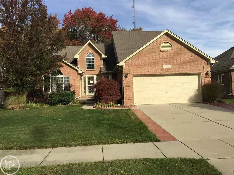 22273 Brywood, Clinton Township, MI 48036