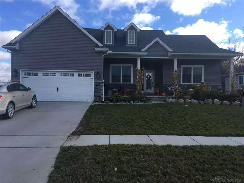 5265 Brookshire, Almont, MI 48003