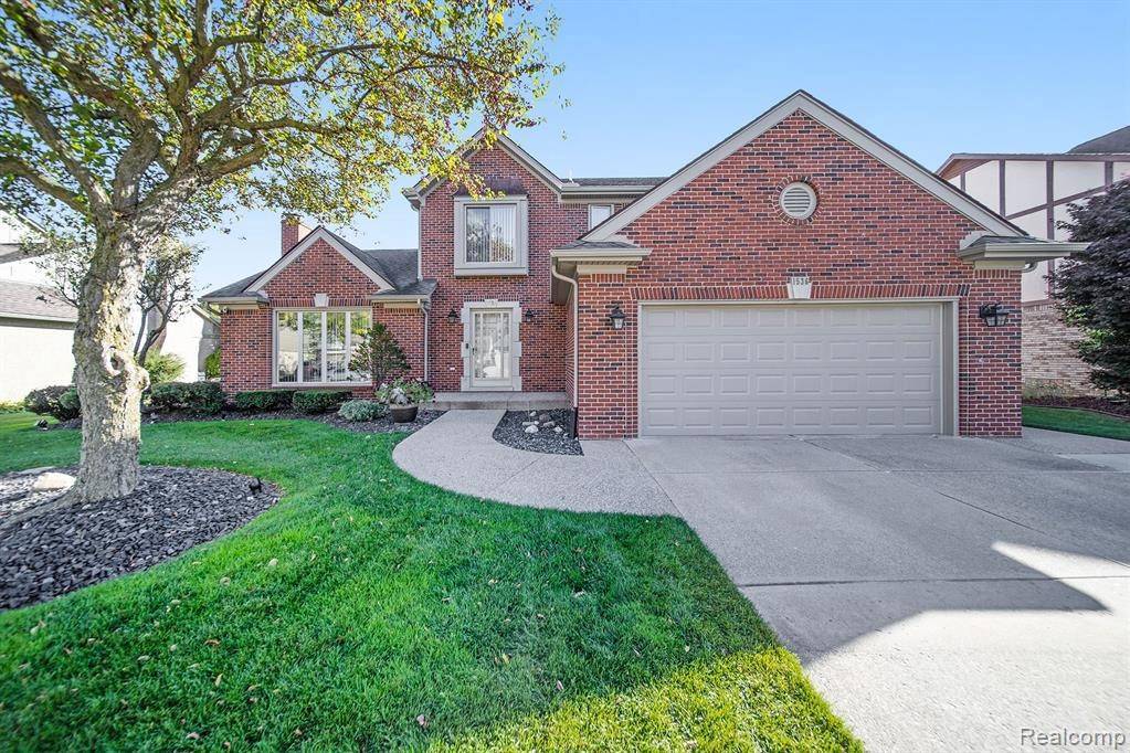 1536 BLOOMINGDALE Drive, Troy, MI 48085 5095