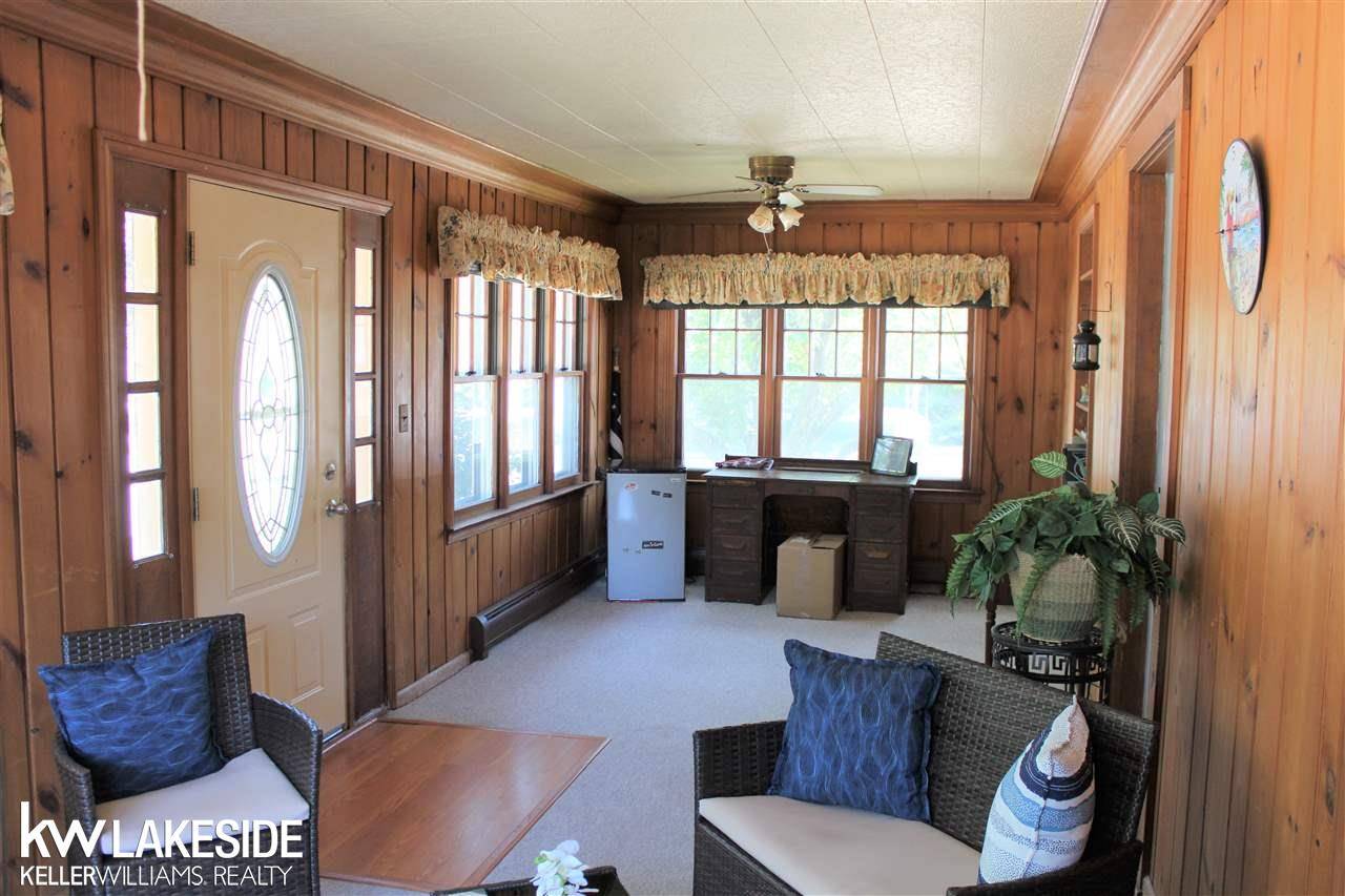 Saint Clair Shores, MI 48082,23616 Allor