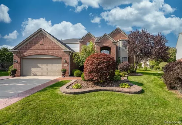 Rochester Hills, MI 48307 3596,607 BLISS Drive