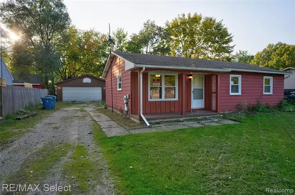 Holly, MI 48442 1254,407 CRESCENT Avenue