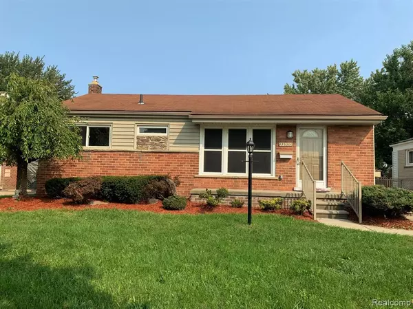 33510 ALVIN Street, Garden City, MI 48135 1088