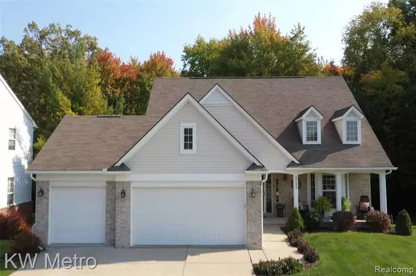 Lake Orion, MI 48359 1591,3737 FOREST SPRING Drive