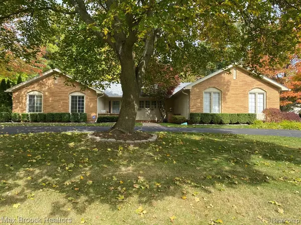 29910 HIGH VALLEY Road, Farmington Hills, MI 48331 2139