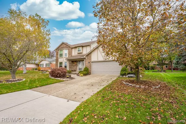 Rochester Hills, MI 48307 3810,288 COLDIRON Drive